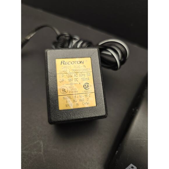 Recoton Corp TX Audio Transmitter FCC ID CLV-A900T w/ Power - Picture 2 of 5